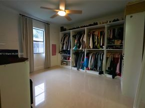 1240 NW 124th St, North Miami FL 33167