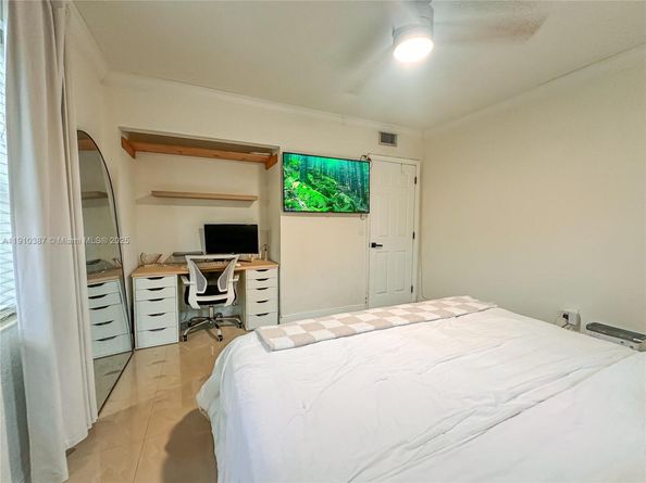 1240 NW 124th St, North Miami FL 33167