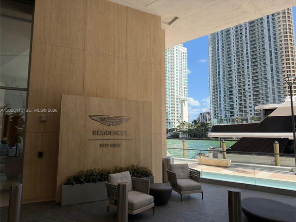 300 Biscayne Blvd Way 1002, Miami FL 33131