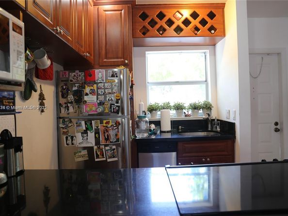 798 Crandon Blvd 13C, Key Biscayne FL 33149