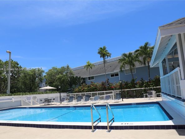 798 Crandon Blvd 13C, Key Biscayne FL 33149