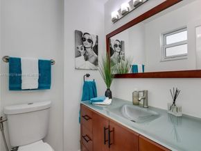 1425 Atlantic Shores Blvd 605, Hallandale Beach FL 33009