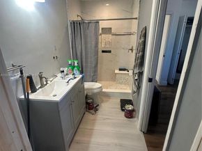 5900 NE 21st Ln, Fort Lauderdale FL 33308