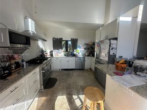 5900 NE 21st Ln, Fort Lauderdale FL 33308