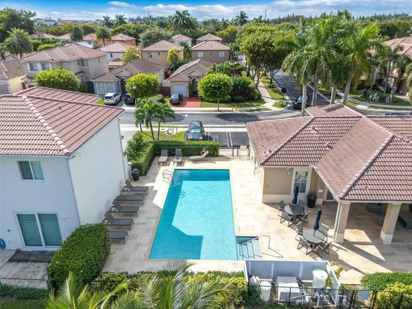 11229 NW 44th Ter, Doral FL 33178