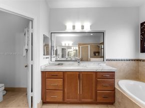 11229 NW 44th Ter, Doral FL 33178