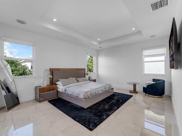 11229 NW 44th Ter, Doral FL 33178