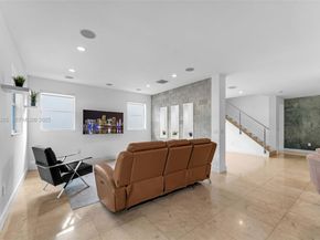 11229 NW 44th Ter, Doral FL 33178