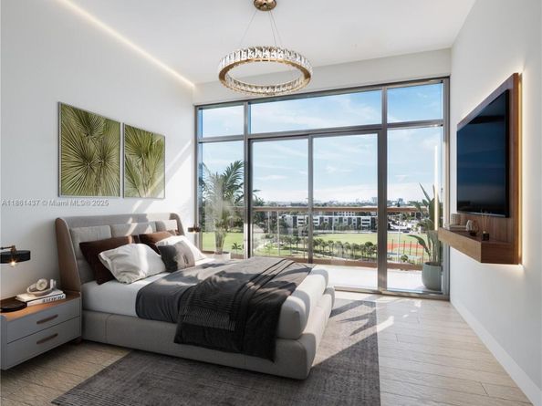 218 SE 7th St 611, Hallandale Beach FL 33009