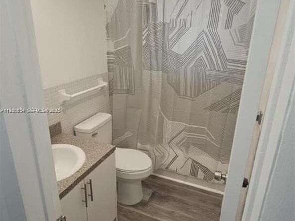 1500 NE 127th St 103, North Miami FL 33161