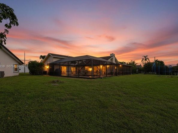 8213 Cassia Ter, Tamarac FL 33321