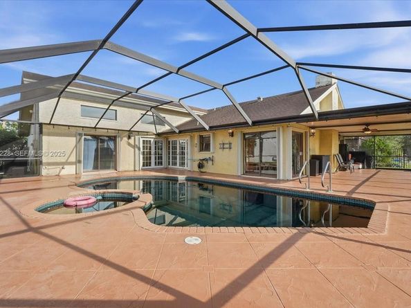 8213 Cassia Ter, Tamarac FL 33321