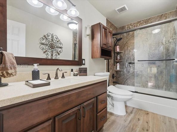 8213 Cassia Ter, Tamarac FL 33321