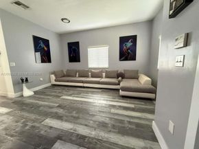 21525 SW 87th Ct, Cutler Bay FL 33189