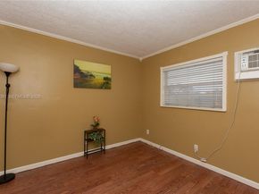 7401 Pines Blvd 222, Pembroke Pines FL 33024