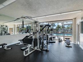 2350 NE 135th St 811, North Miami FL 33181