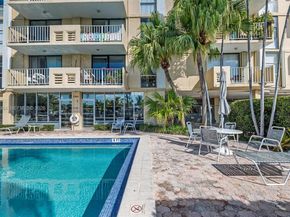 2350 NE 135th St 811, North Miami FL 33181