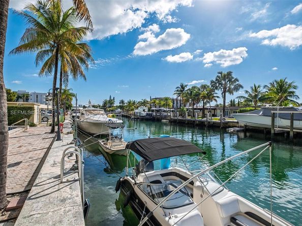 2350 NE 135th St 811, North Miami FL 33181