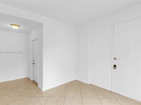 1559 Passion Vine Cr 72, Weston FL 33326