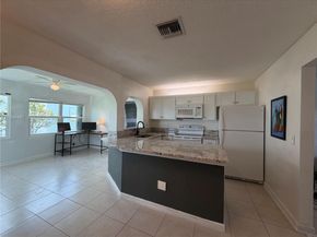 2105 SW Park Dr, Boynton Beach FL 33426