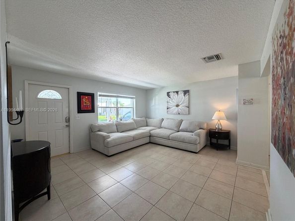 2105 SW Park Dr, Boynton Beach FL 33426