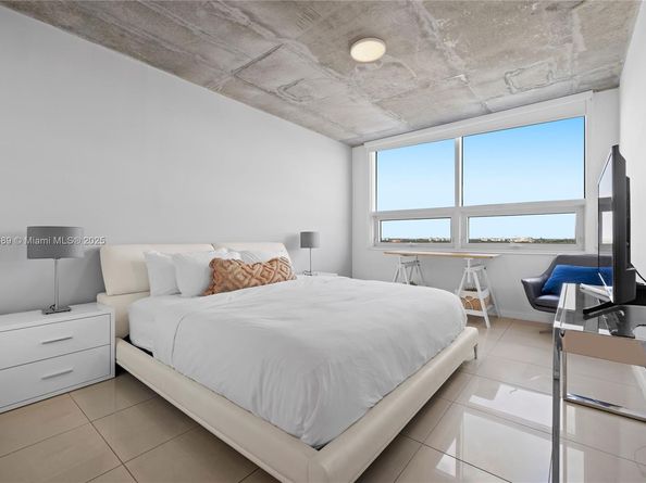 3250 NE 1st Ave 1113, Miami FL 33137