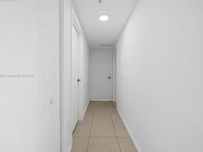 3250 NE 1st Ave 1113, Miami FL 33137