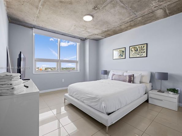 3250 NE 1st Ave 1113, Miami FL 33137