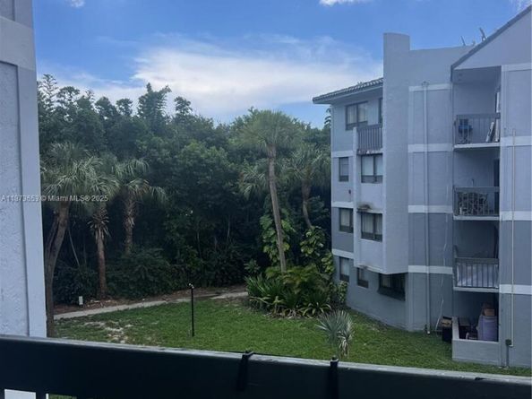 1850 N Congress Ave 309, West Palm Beach FL 33401
