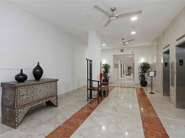 Undisclosed Address #A11911201, Miami Beach FL 33140