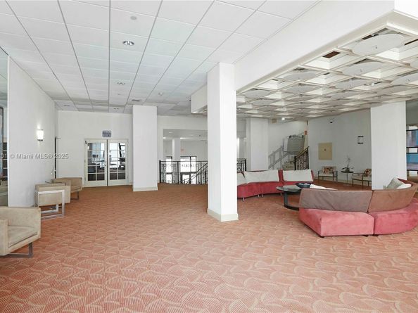 Undisclosed Address #A11911201, Miami Beach FL 33140