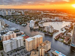 1833 S Ocean Dr 1004, Hallandale Beach FL 33009