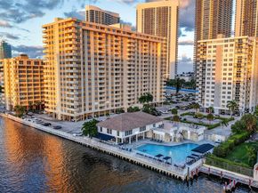 1833 S Ocean Dr 1004, Hallandale Beach FL 33009
