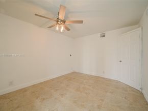 100 Bayview Dr 214, Sunny Isles Beach FL 33160