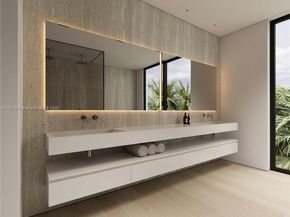 1661 Onaway Dr, Miami FL 33133