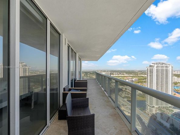 1830 S Ocean Dr 4508, Hallandale Beach FL 33009