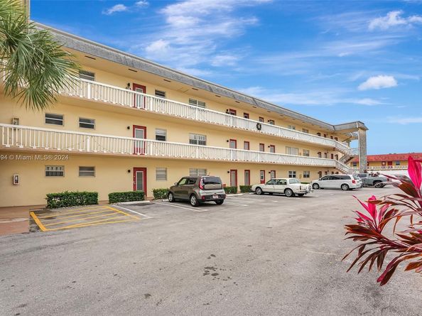 4451 NW 16th St K204, Lauderhill FL 33313
