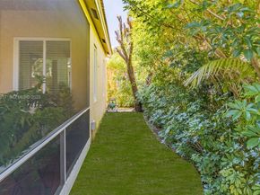 1784 Aspen Ln, Weston FL 33327