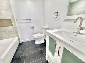 10467 Sunrise Lakes Blvd 410, Sunrise FL 33322