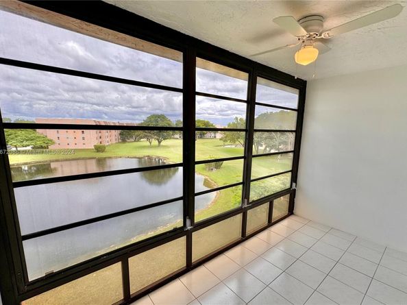 10467 Sunrise Lakes Blvd 410, Sunrise FL 33322
