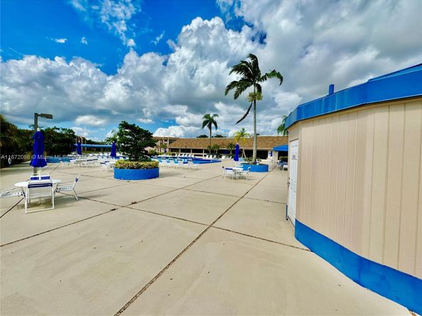 10467 Sunrise Lakes Blvd 410, Sunrise FL 33322