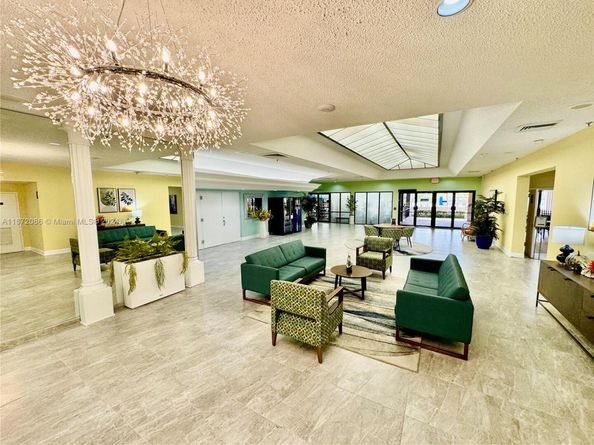 10467 Sunrise Lakes Blvd 410, Sunrise FL 33322