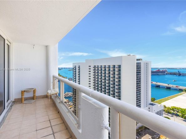 1717 N Bayshore Dr A3453, Miami FL 33132