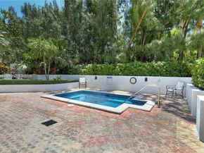 780 NE 69th St 2201, Miami FL 33138