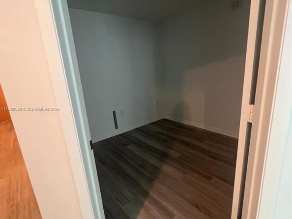 244 Biscayne Blvd 608, Miami FL 33132