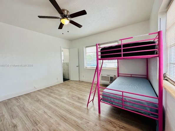 7712 Byron Ave 3, Miami Beach FL 33141