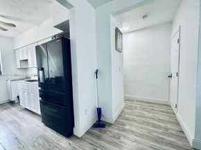 7712 Byron Ave 3, Miami Beach FL 33141