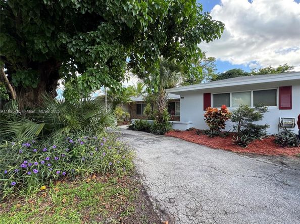 7260 NW 16th St, Plantation FL 33313