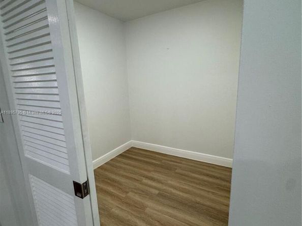 7260 NW 16th St, Plantation FL 33313