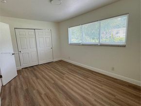 7260 NW 16th St, Plantation FL 33313